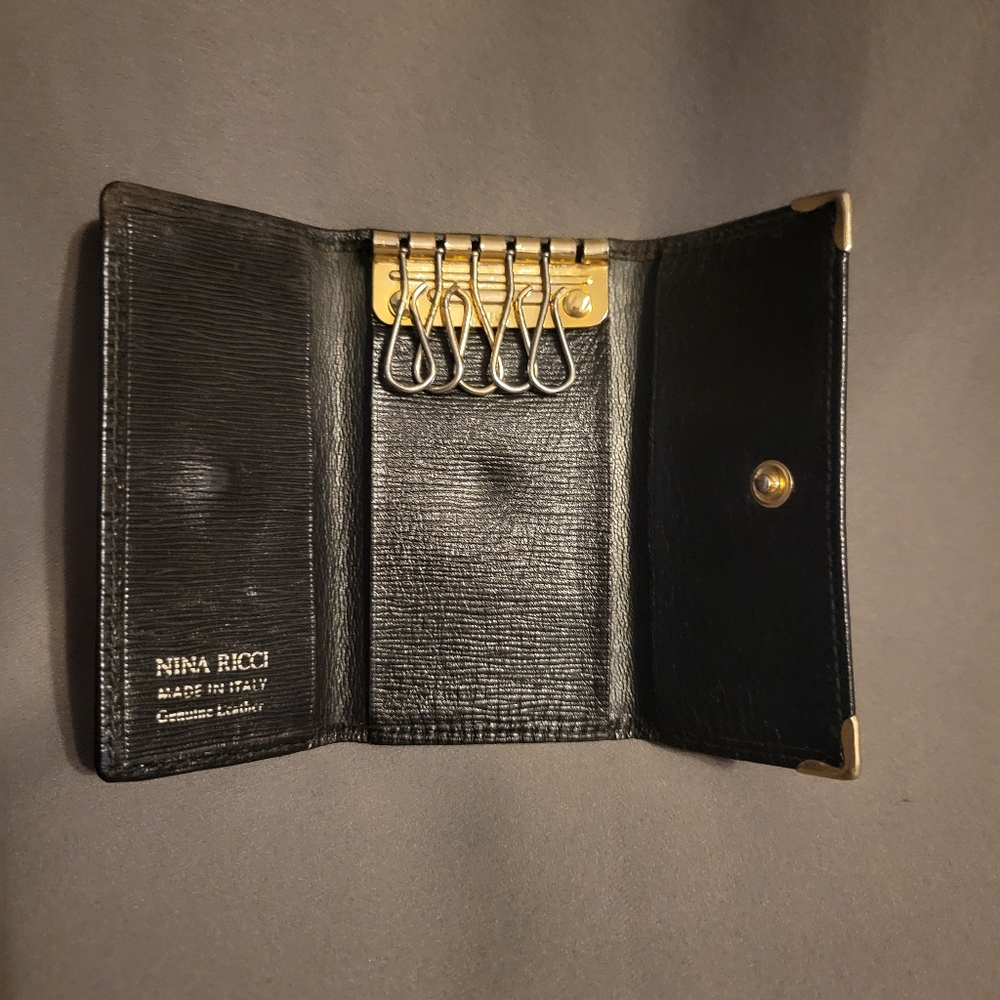 Nina Ricci Keyholder EUC - Picture 8 of 10